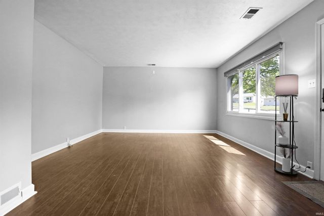 4336 Stratford Road, Evansville, IN 47710