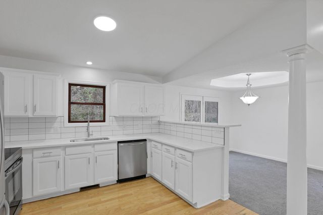 1889 Wolverine Drive, Sugar Grove, OH 43155