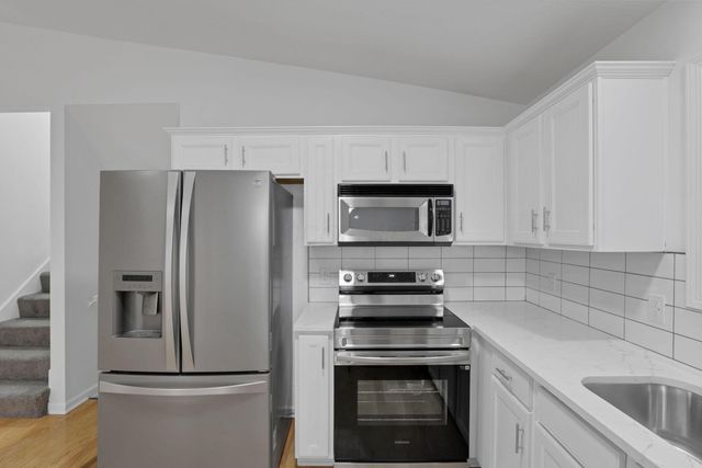 1889 Wolverine Drive, Sugar Grove, OH 43155