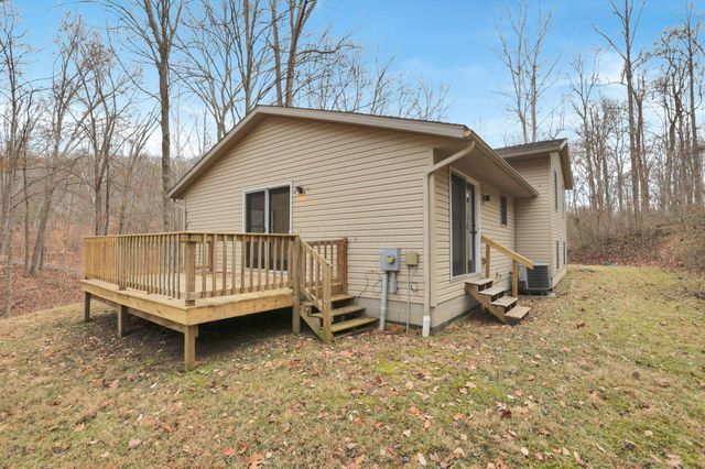 1889 Wolverine Drive, Sugar Grove, OH 43155