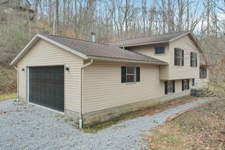 1889 Wolverine Drive, Sugar Grove, OH 43155
