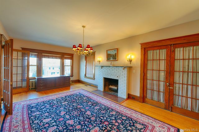 105 Gleneida Avenue, Carmel, NY 10512