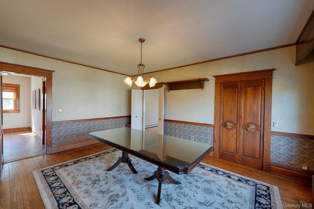 105 Gleneida Avenue, Carmel, NY 10512