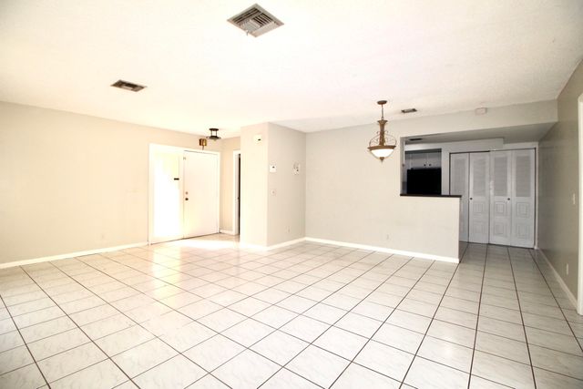 6287 Scotch Pine Lane, Lake Worth, FL 33462