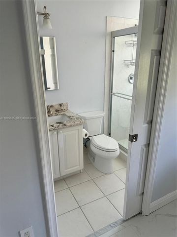 652 W Palm Aire Dr 652, Pompano Beach, FL 33069