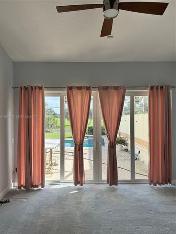 652 W Palm Aire Dr 652, Pompano Beach, FL 33069