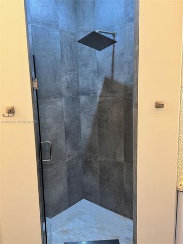 652 W Palm Aire Dr 652, Pompano Beach, FL 33069