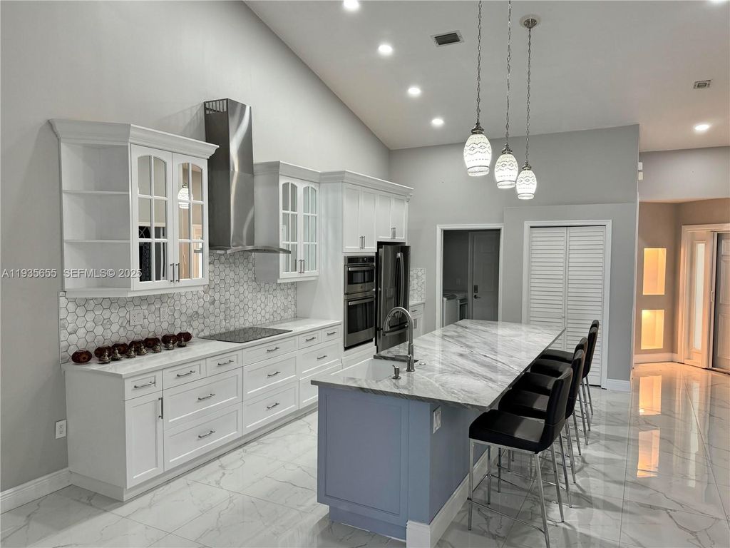 652 W Palm Aire Dr 652, Pompano Beach, FL 33069