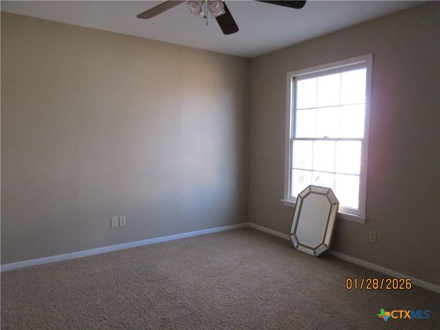 906 Illinois Avenue, Killeen, TX 76541