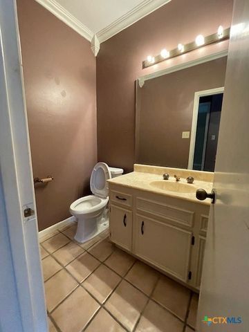 906 Illinois Avenue, Killeen, TX 76541