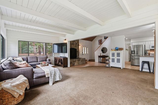 4061 Cedar Dr, Georgetown, CA 95634