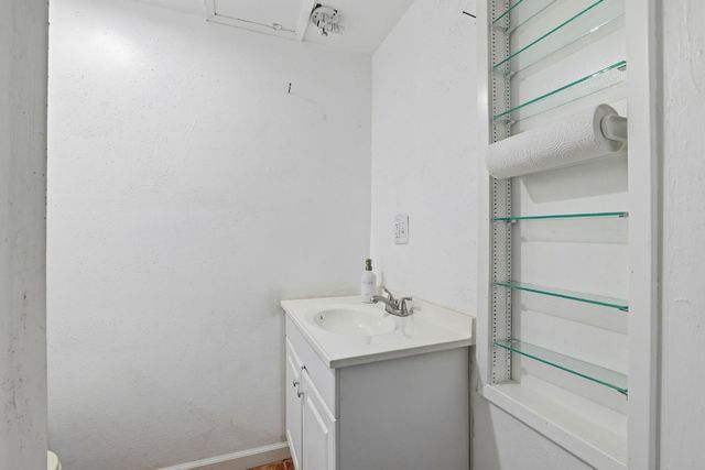 4061 Cedar Dr, Georgetown, CA 95634