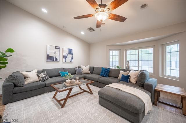 5240 East Monroe Avenue, Las Vegas, NV 89110