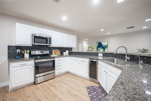 5240 East Monroe Avenue, Las Vegas, NV 89110
