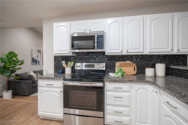 5240 East Monroe Avenue, Las Vegas, NV 89110