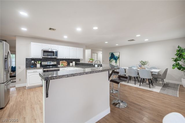 5240 East Monroe Avenue, Las Vegas, NV 89110