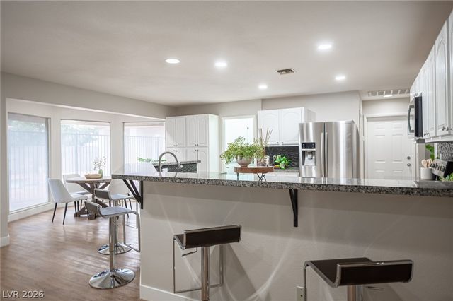 5240 East Monroe Avenue, Las Vegas, NV 89110