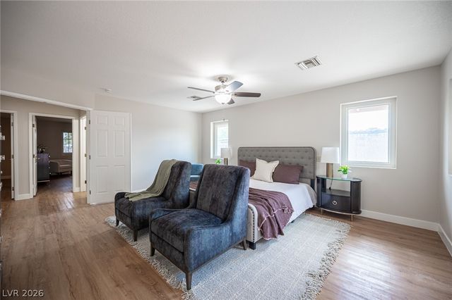 5240 East Monroe Avenue, Las Vegas, NV 89110