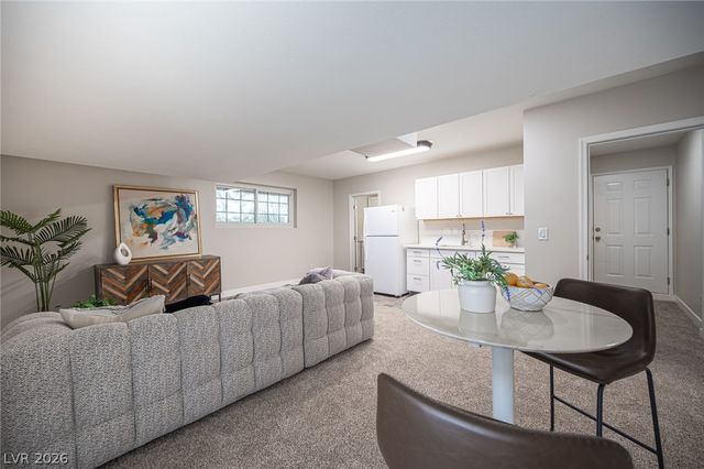 5240 East Monroe Avenue, Las Vegas, NV 89110