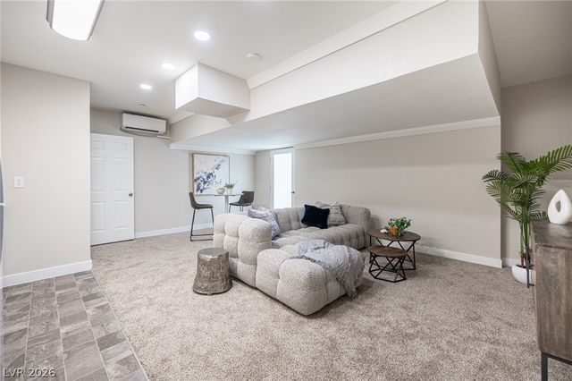 5240 East Monroe Avenue, Las Vegas, NV 89110