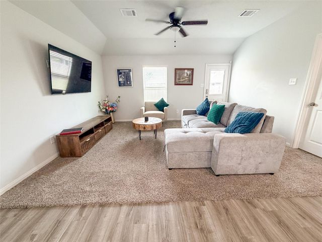1513 22nd Street, Hempstead, TX 77445