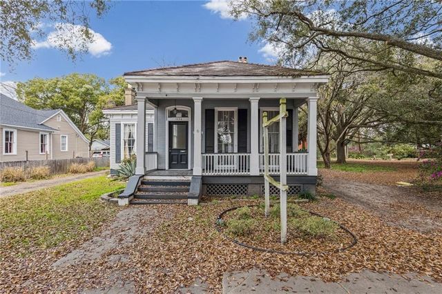 1006 Dauphin Street, Mobile, AL 36604