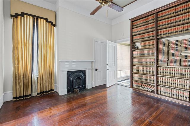 1006 Dauphin Street, Mobile, AL 36604