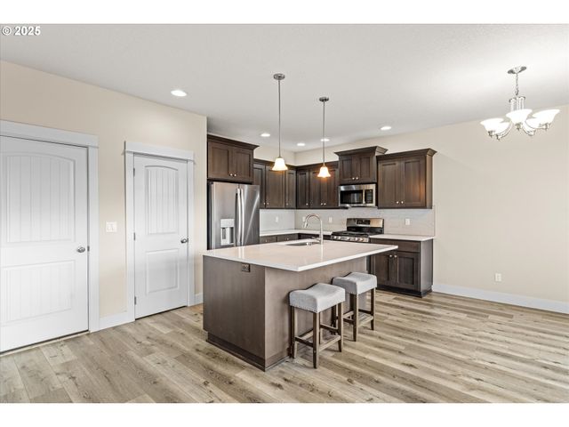 2342 26TH Ct, Forest Grove, OR 97116