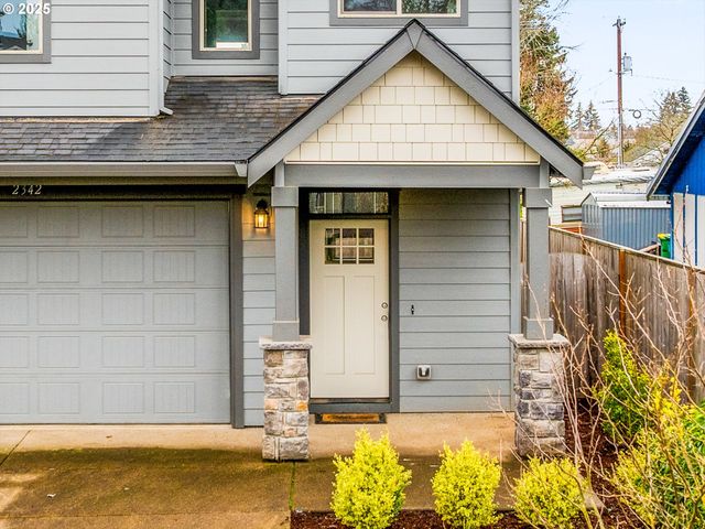 2342 26TH Ct, Forest Grove, OR 97116