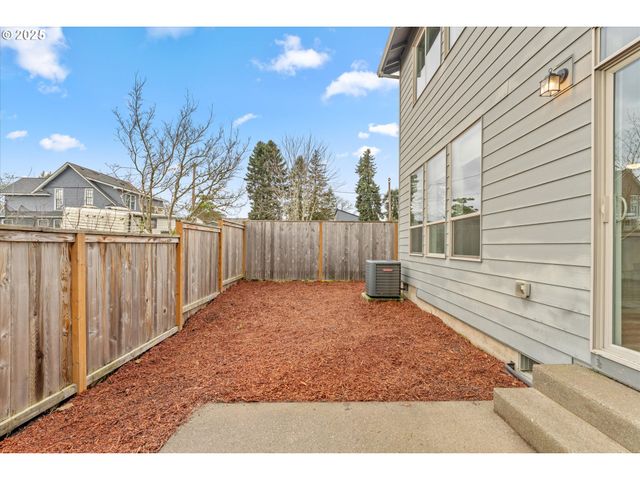 2342 26TH Ct, Forest Grove, OR 97116