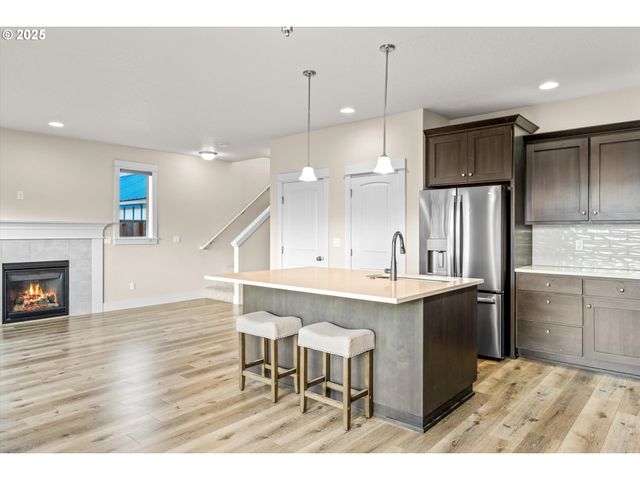 2342 26TH Ct, Forest Grove, OR 97116