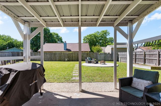 11880 E 38th Street, Tulsa, OK 74146