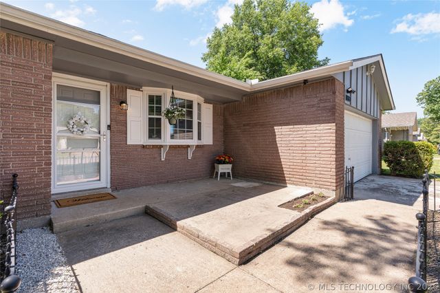 11880 E 38th Street, Tulsa, OK 74146