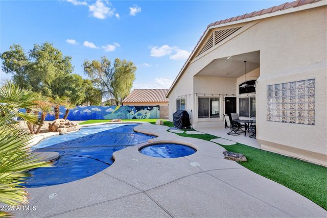 15970 W BARTLETT Avenue, Goodyear, AZ 85338