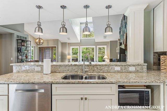 2338 Lakeshore Drive, Ganges Twp, MI 49408