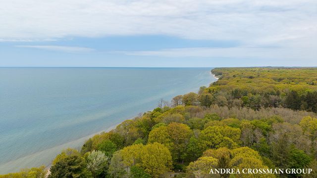 2338 Lakeshore Drive, Ganges Twp, MI 49408