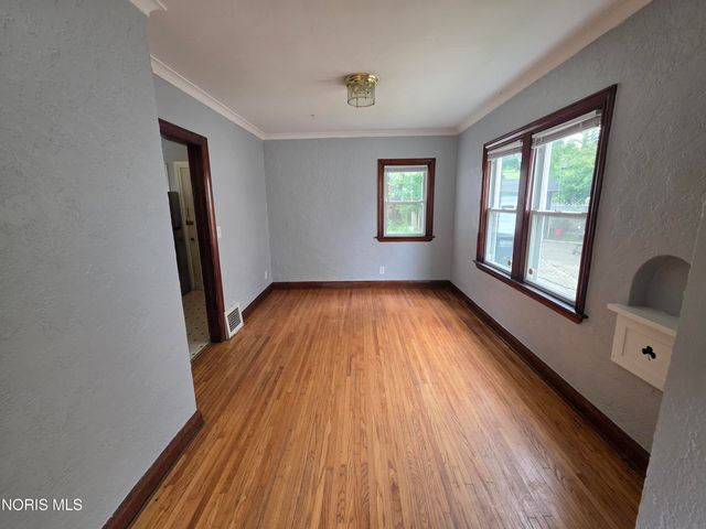 1909 Wyndhurst Road, Toledo, OH 43607