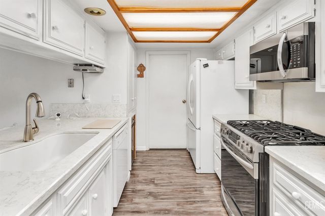 3501 Bernard Street 12C, Bakersfield, CA 93306