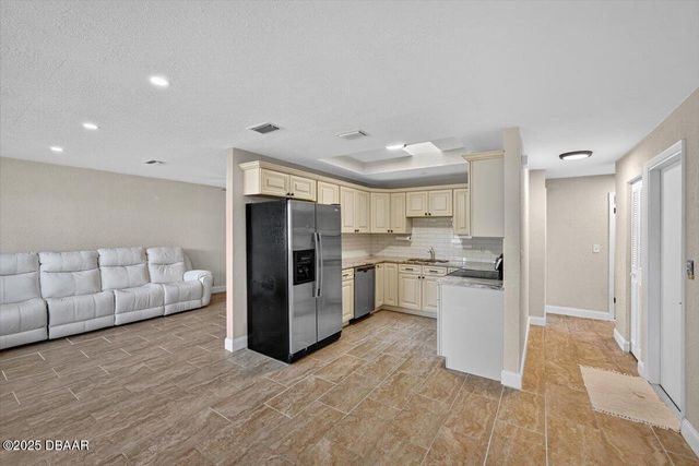 129 S Ocean Aire Terrace, Ormond Beach, FL 32176