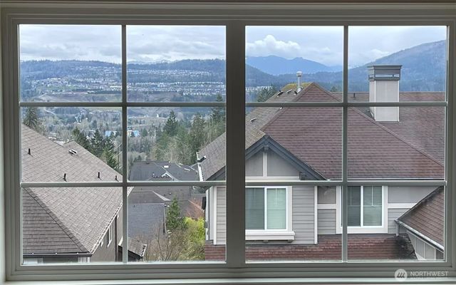 883 Summerhill Ridge Drive NW, Issaquah, WA 98027