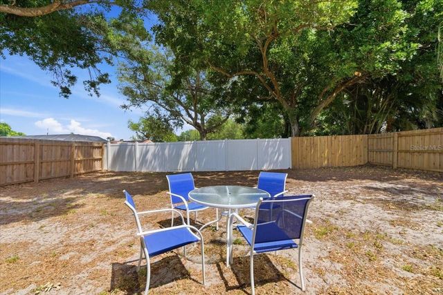 12291 MALLORY DRIVE, Largo, FL 33774