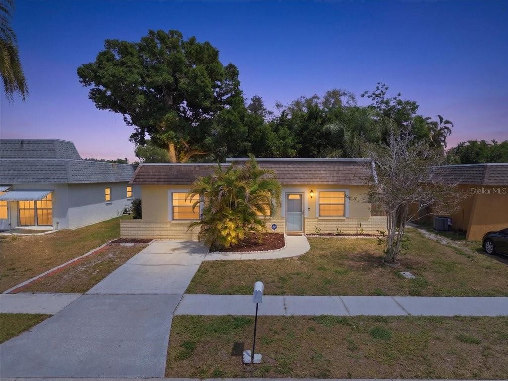 12291 MALLORY DRIVE, Largo, FL 33774