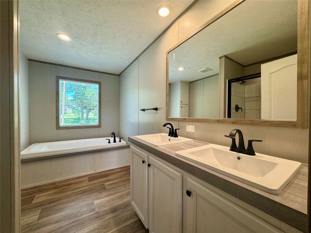 706 Sandpiper Court, Seven Points, TX 75143