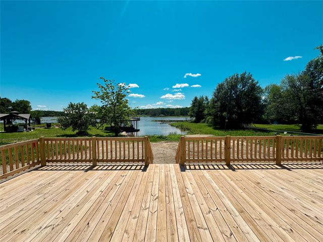 706 Sandpiper Court, Seven Points, TX 75143