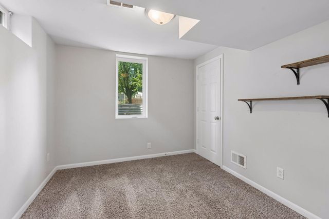 7508 Edgebrook Drive, Saint Louis Park, MN 55426