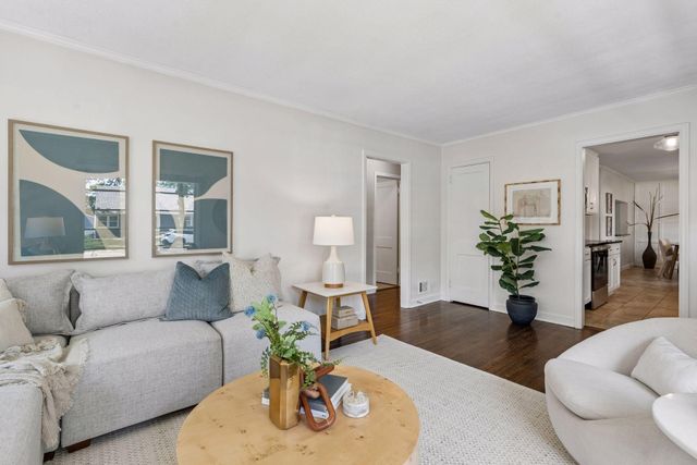 7508 Edgebrook Drive, Saint Louis Park, MN 55426