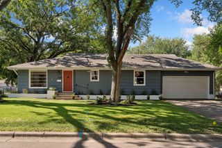 7508 Edgebrook Drive, Saint Louis Park, MN 55426