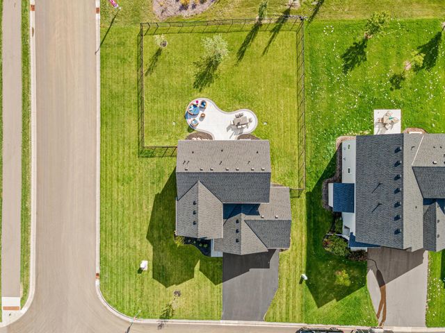 9785 46th Street NE, Saint Michael, MN 55376
