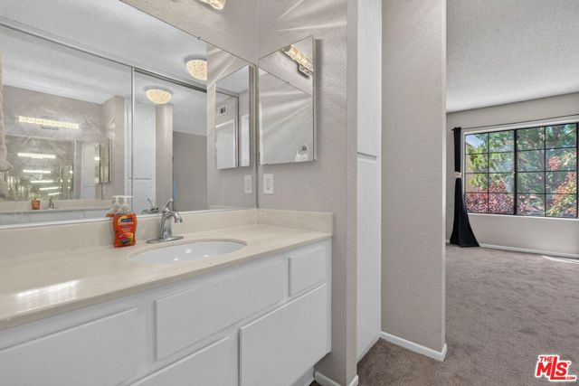 2554 Olive Drive 188, Palmdale, CA 93550