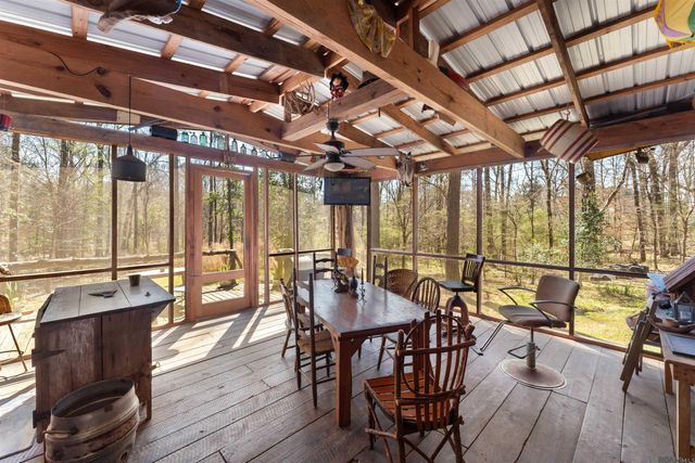 10894 Bains Rd, St Francisville, LA 70775